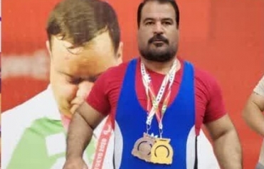 قهرمانی آقای امجد کمالی در مسابقات قهرمانی پرس سینه و پاورلیفتینگ کشوری