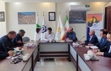 برگزاری جلسات هفتگی مدیران